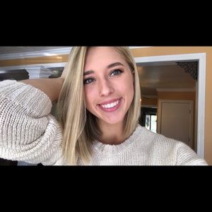 Meet your Posher, Bailey